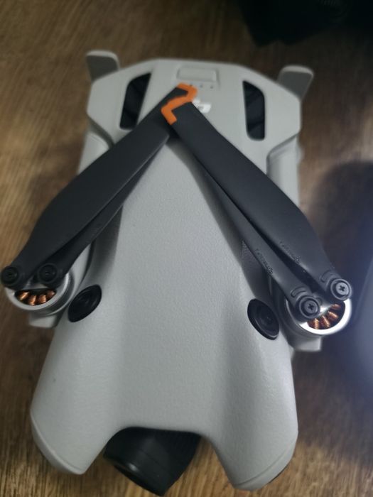 Dji mini 4 pro combo