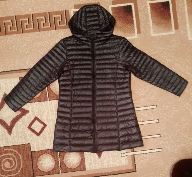 Куртка-пуховик женский.