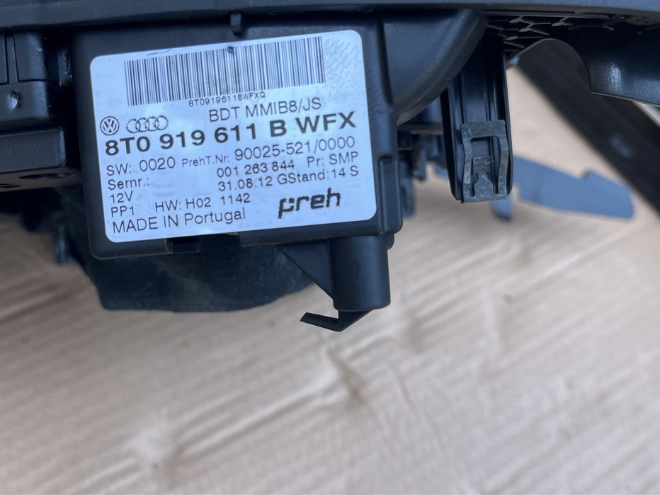 Ceas bord / Navigatie / Unitate / Climatronic / Display / Rama Audi A5