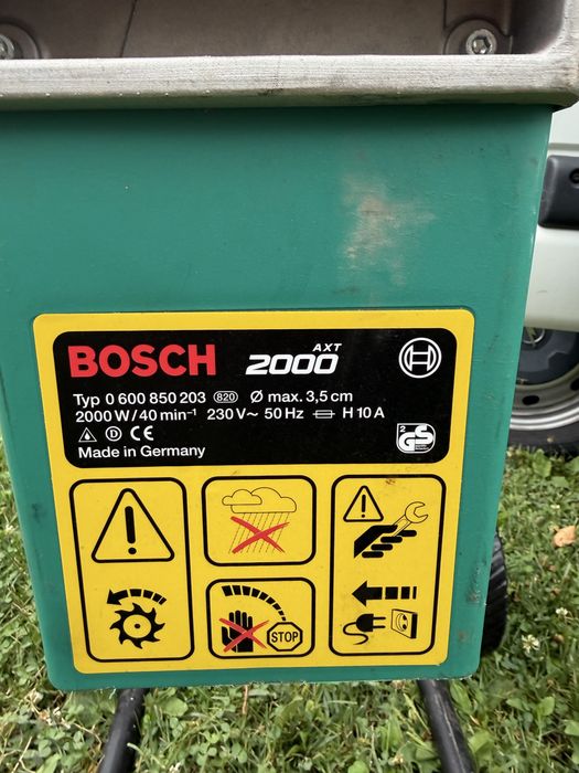 Валцова самопридърпваща дробилка Bosch 2000axt
