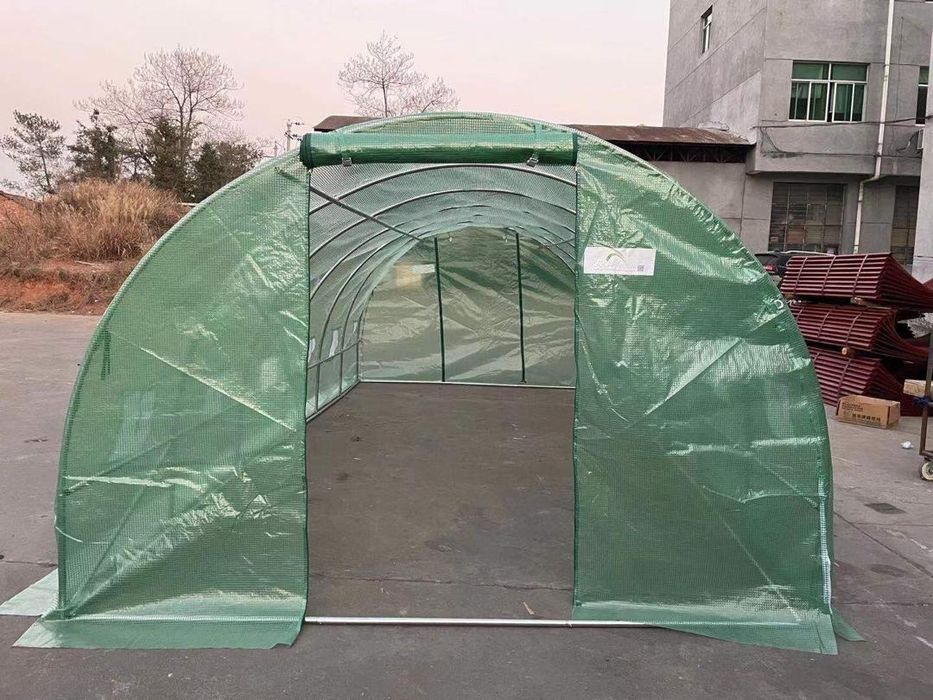 Solar gradina cu schelet metalic 8 x 3 m cu ferestre de aerisire