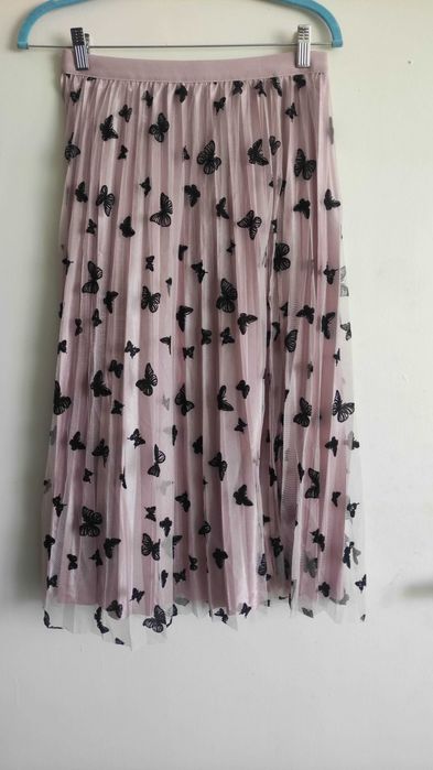 Лятна / преходна розова пола с тюл и черни пеперудки + подплата