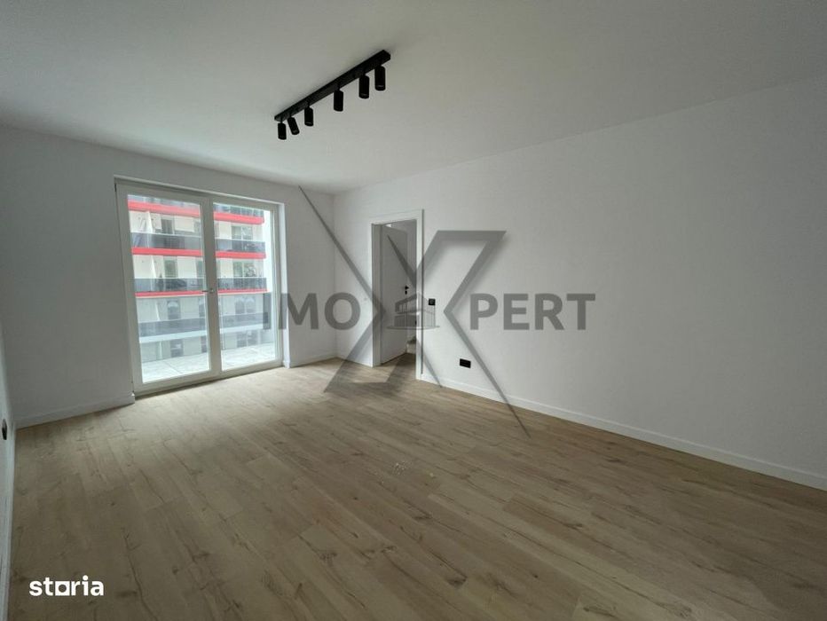 Apartament de 2 camere, bucatarie separata , terasa generoasa, Elite C