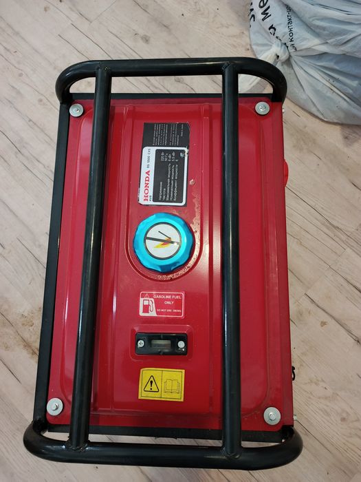 Генератор бензиновый, аппарат для пластика