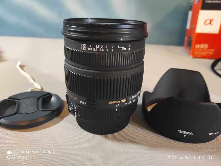 Фотоапарат Sony a65 с обектив Sigma 17-70/2,8-4 DC Macro OS HSM, светкавица Sony HVL-58AM, окомплектовка