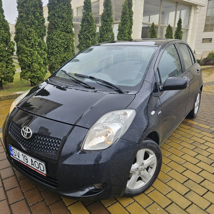 TOYOTA Yaris  cutie Automata