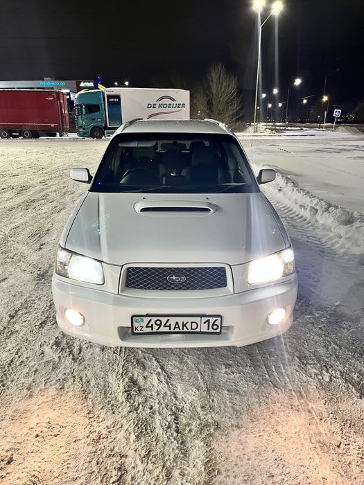 Продам  противотуманки на субару форестер сг5