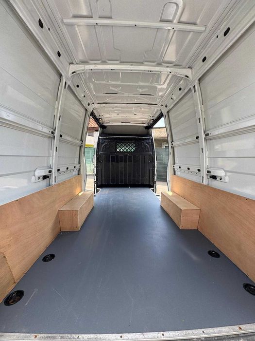 Duba/dubita de inchiriat