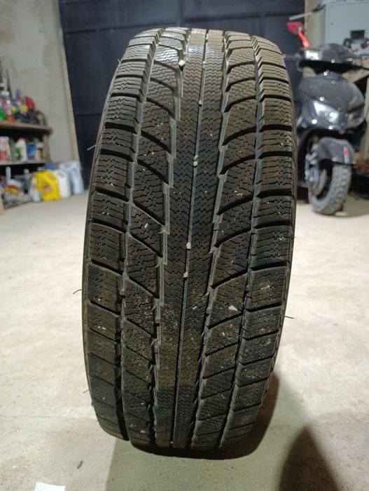 Зимние шины комплект