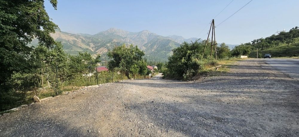 Dala hovli uchun yer uchastkasi