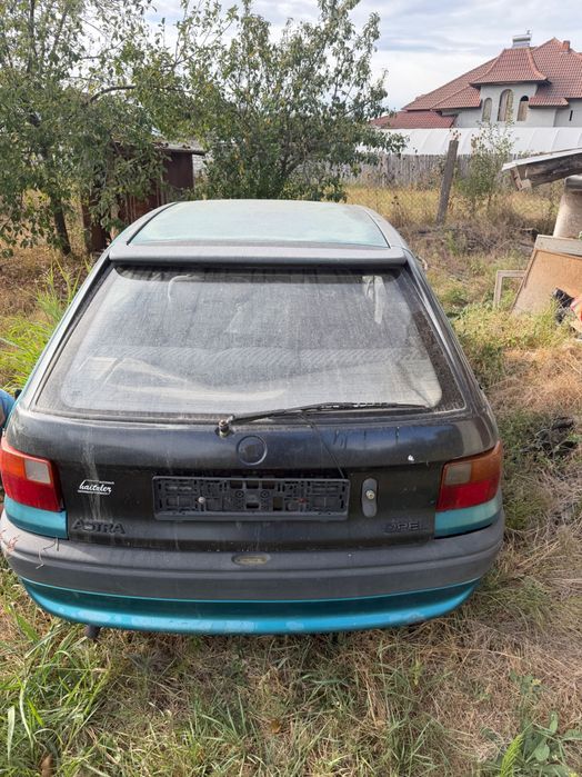 Opel astra 1,6 benzină