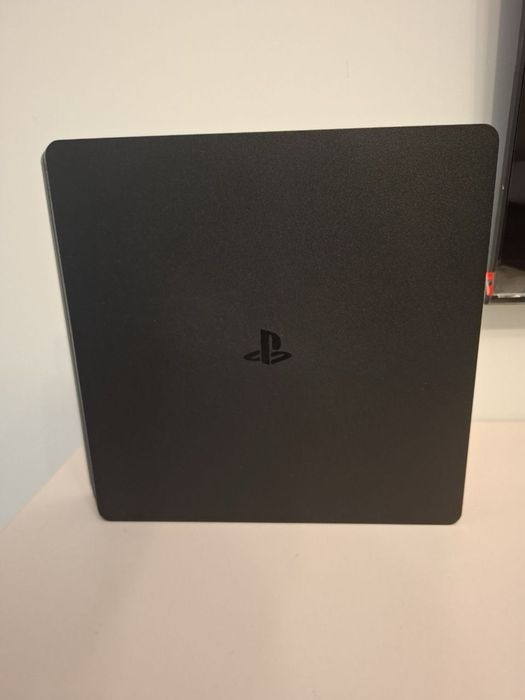 PlayStation 4 Slim