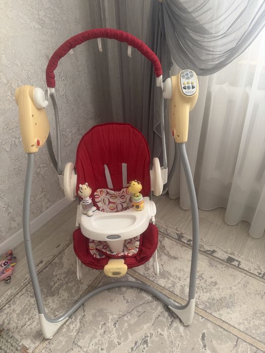 Качеля укачивающая