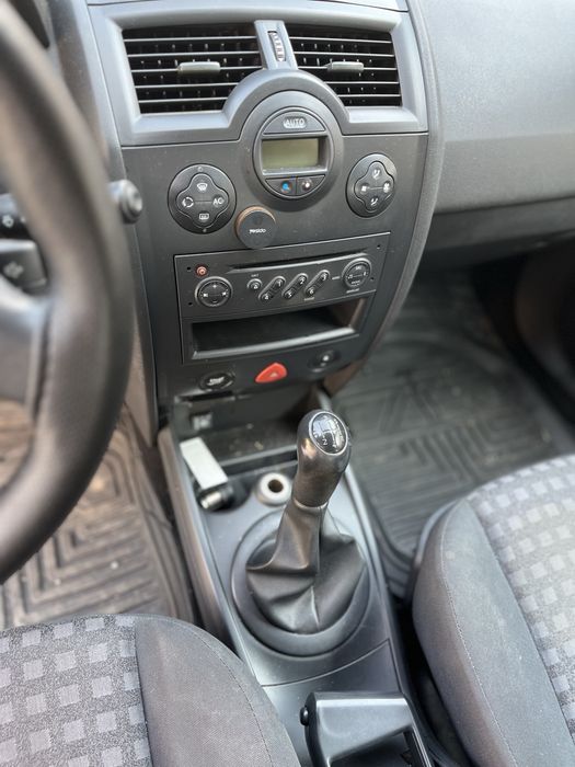 Рено Меган 2 1.6 бензин 2007