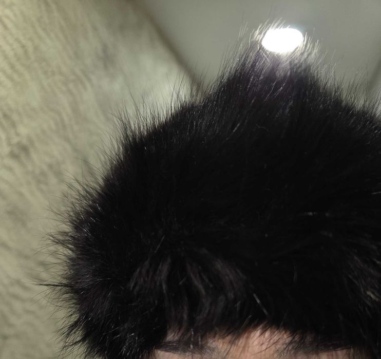 Шапка от лисица.Нова