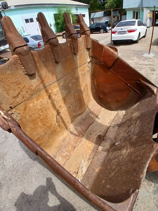 экскаватор Хитачи