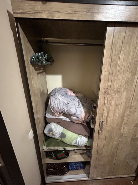 Шифоньер продам срочно! В сяази с покупкой нового
