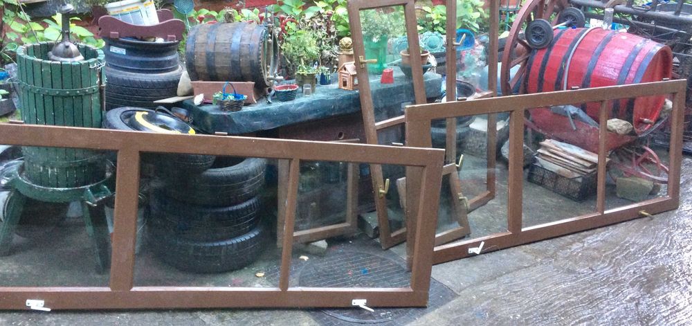 2 giurgiuvele maro,de calitate si alt mat lemnos foarte uscat