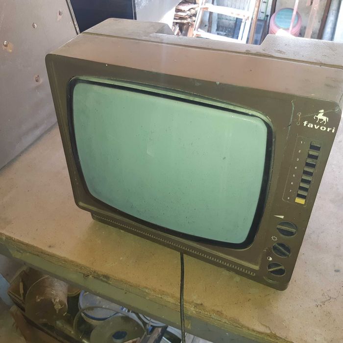 Стари телевизори