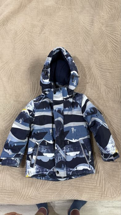 Детская зимняя одежда шапки