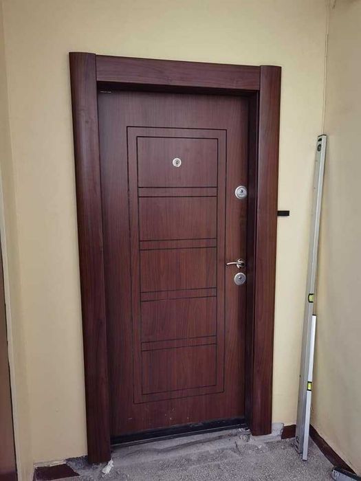 Входни врати НА СКЛАД