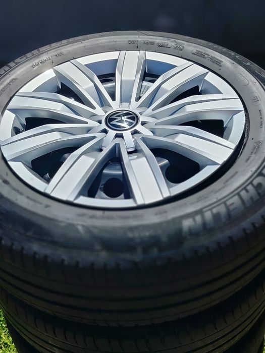 Vand Set roti de vara Vw Turan R17!