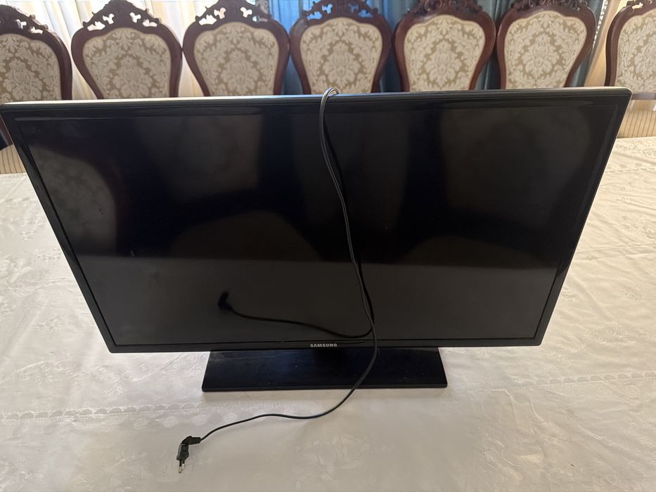 led телевизор продам срочно