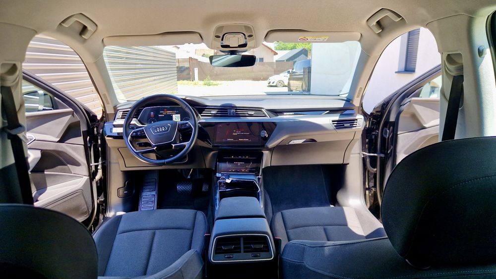 Vand Audi E-tron 50. TVA inclus