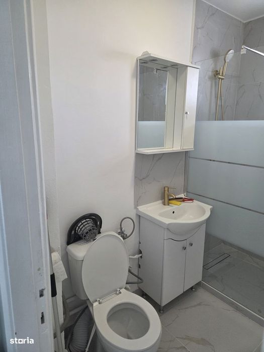 Apartament generos de inchiriat