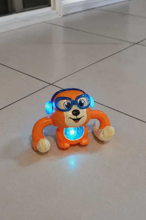 Бебешка играчка маймунка