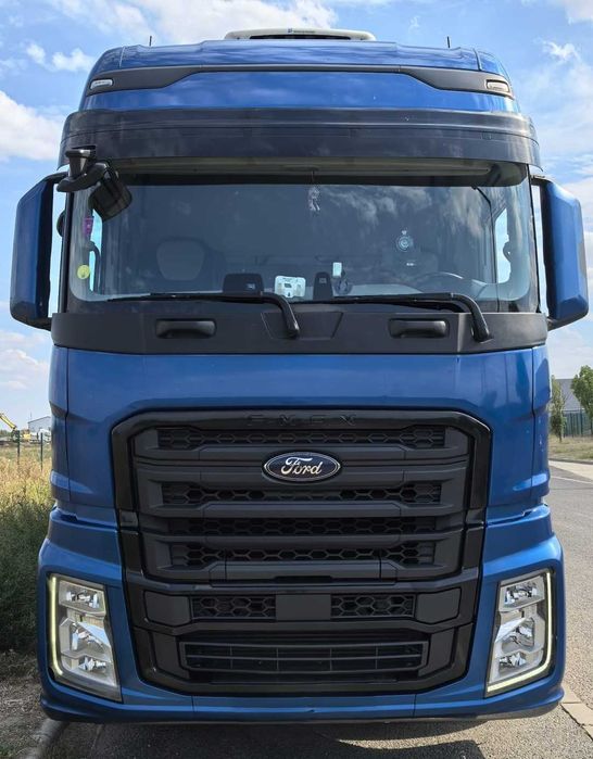 Camioane DAF, FORD si semiremorci SCHMITZ de vanzare