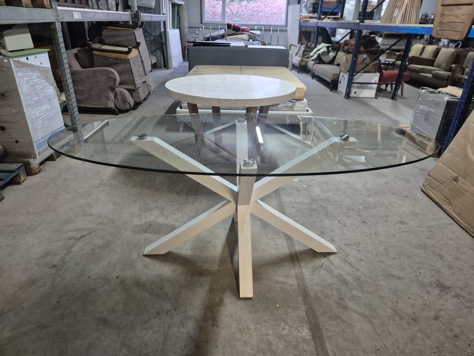 Стъклена маса Kave Home