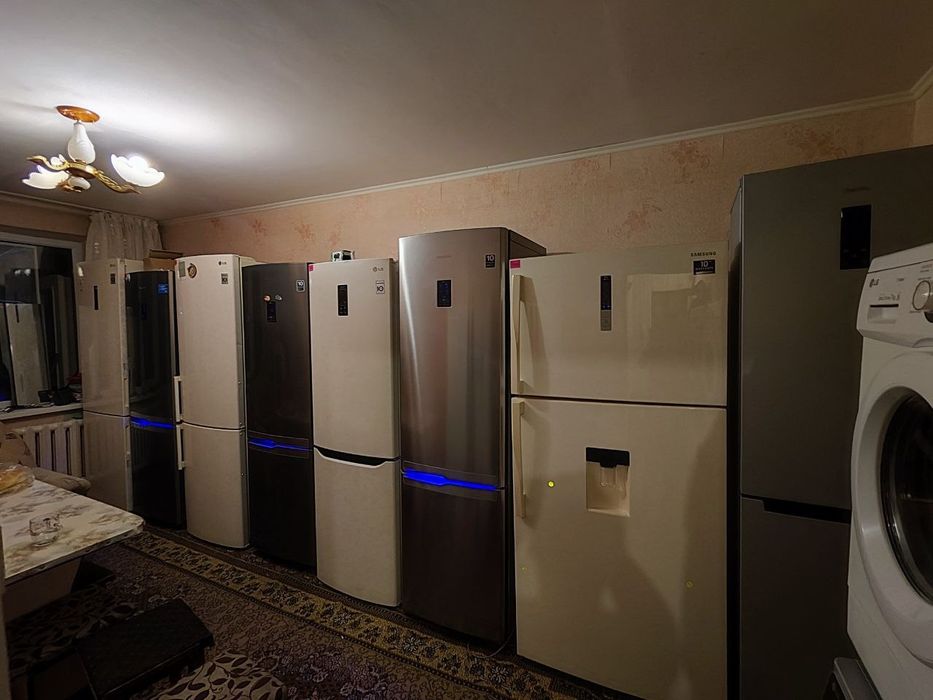 Холодльник в хорошем состояний