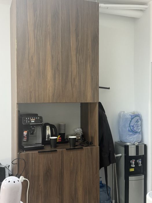 Продам шкаф вместительный