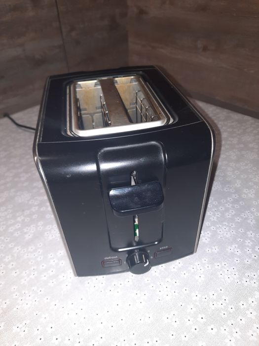 Электрический тостер Bosch.