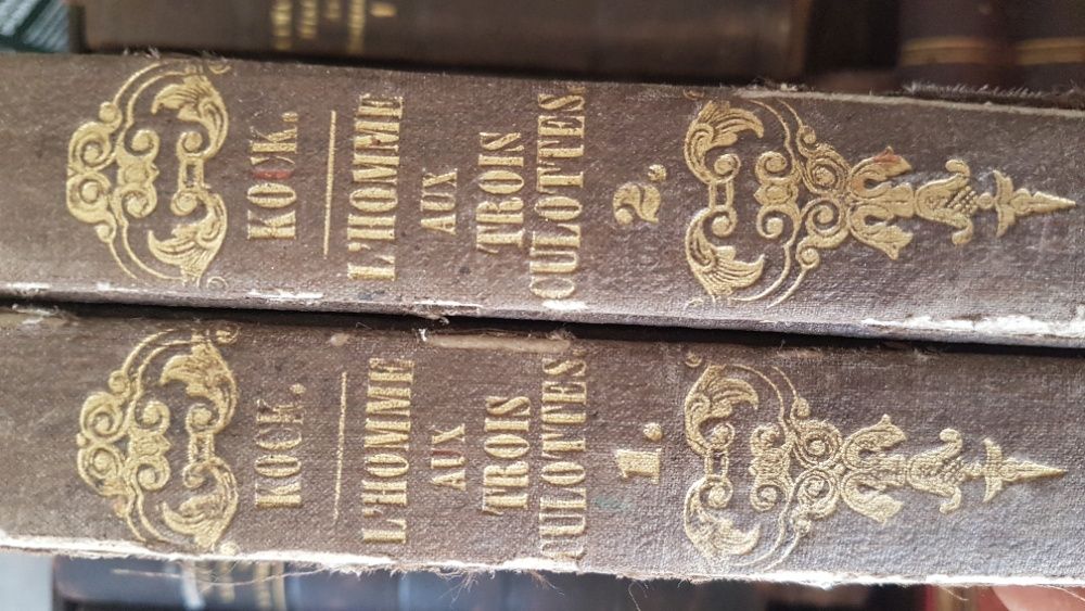 Френски антикварни книги/поредици от 18-ти, 19-ти век, всяка 10-20 лв.