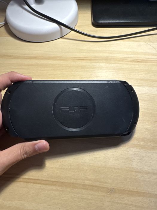 Продам полностью рабочий psp