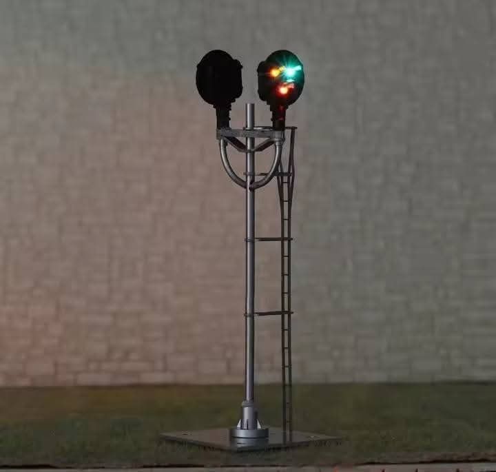 Semnale luminoase CFR trenuleț electric, semafoare scara HO, machetă