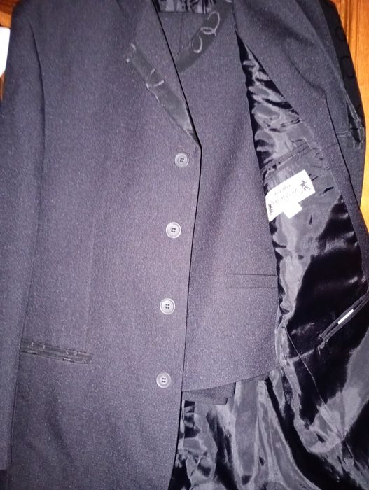 Costum bărbați foarte eleganți