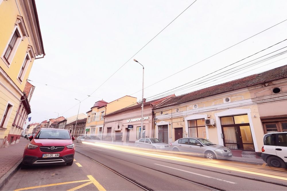 Investitie top Vand spatiu comercial ultracentral Oradea, Primariei, 120mp,ideal pentru servicii, comert, dubla utilizare inchiriere regim hotelier