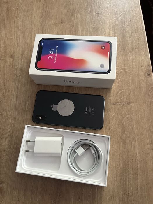 iPhone X – 256 GB – Baterie 100% – Deblocat în orice rețea