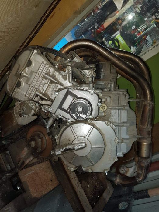 Motor Honda Hornet 600