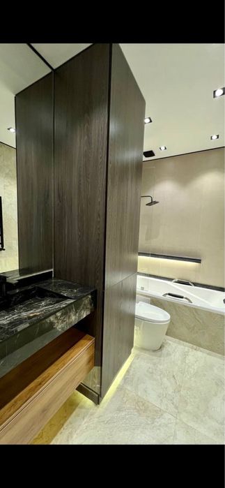 3х комнатная квартира в новостройке на центре города!С красивым видом!