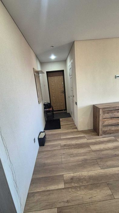 Продам двух комнатную квартиру