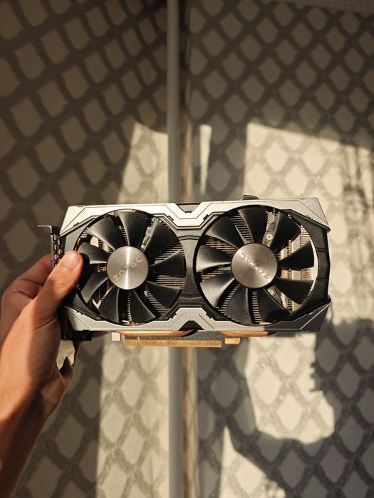Видеокарта GTX 1070 8gb