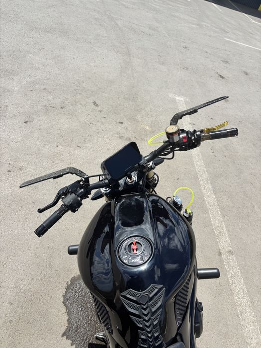Мотоцикл yamaha r1