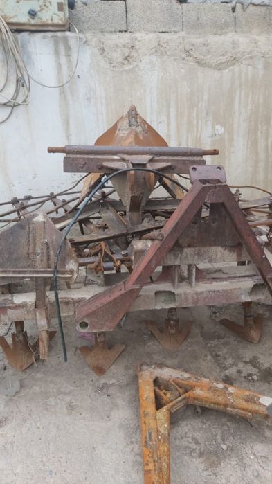 Продам трактор срочно