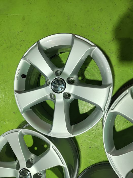 16 5x112 Vw Tiguan Passar Touran Caddy Skoda 5х112