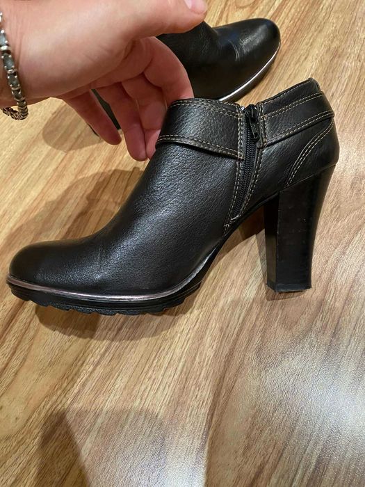 Прекрасни дамски обувки Sofft дишащи,анатомични  40 н