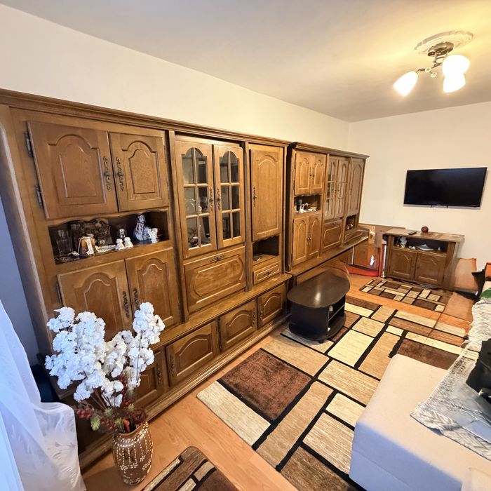 Vand Apartament 2 camere